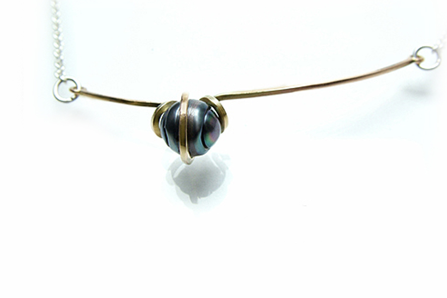 18ctgold_and_pearl_pendant
