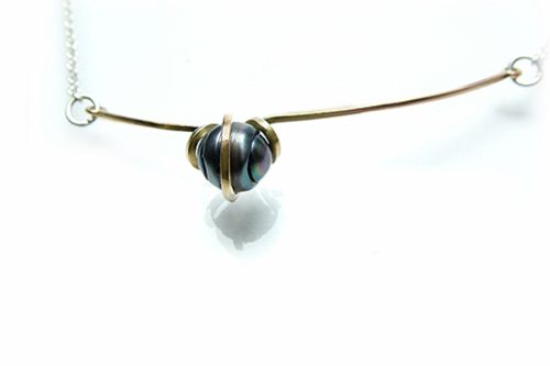 18ctgold and pearl pendant
